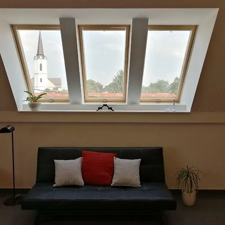 Szepsegpatika 아파트 *